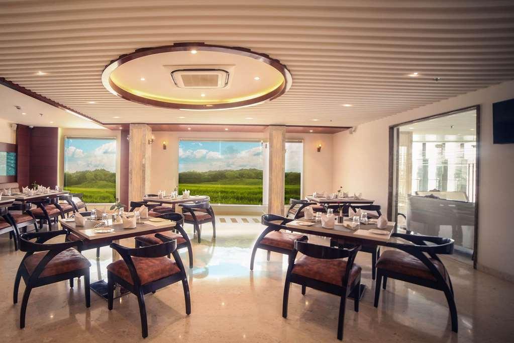 Comfort Inn Benares Εστιατόριο φωτογραφία